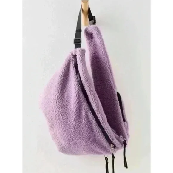 FP Movement Overachiever Sherpa Sling Bag NWT Lavender - Picture 2 of 5